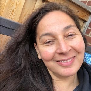 Meet your Posher, Ipek